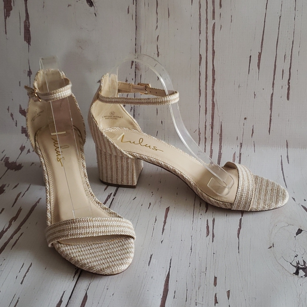 Lulus 8.5 Ankle Strap Block Heel Open Toe - image 1